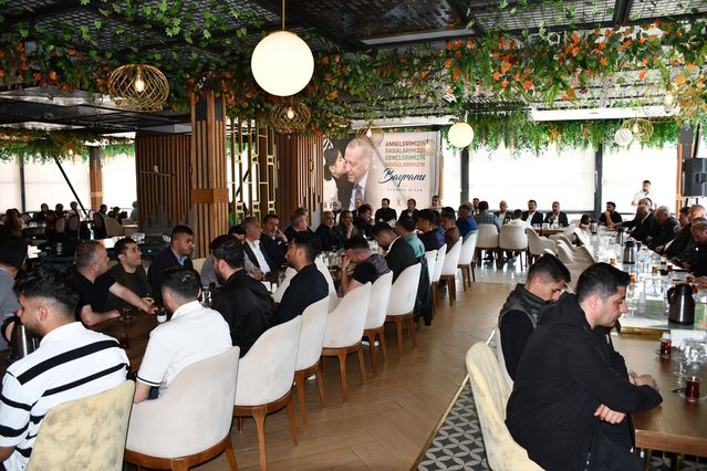Hakkari'de AK Parti'den bayram buluşması