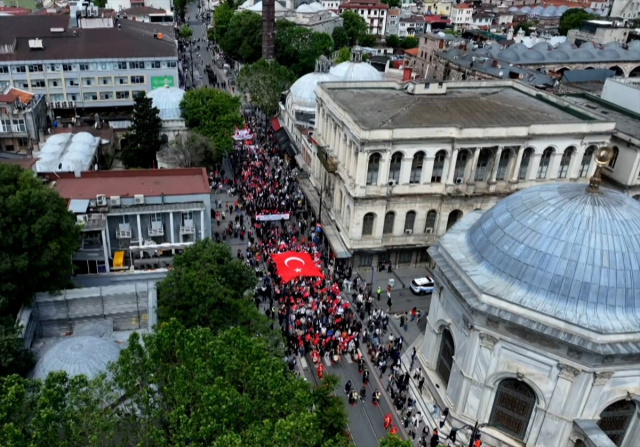 İstanbul'da fetih coşkusu! Mehteran gösterisine yoğun ilgi