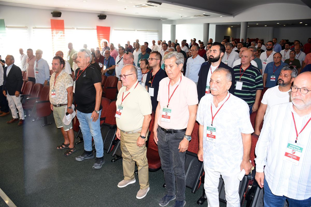 Karşıyaka\'da Başkanlık Adayları Belirsiz