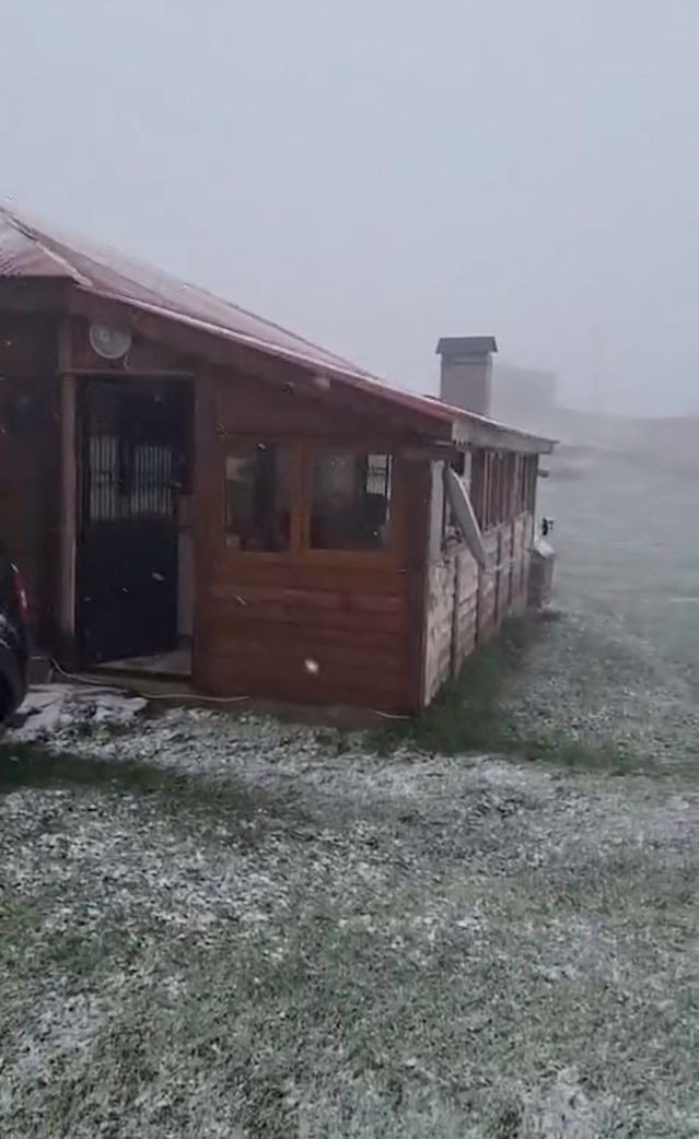 Çambaşı Yaylası'nda Mayıs'ta Kar Yağışı