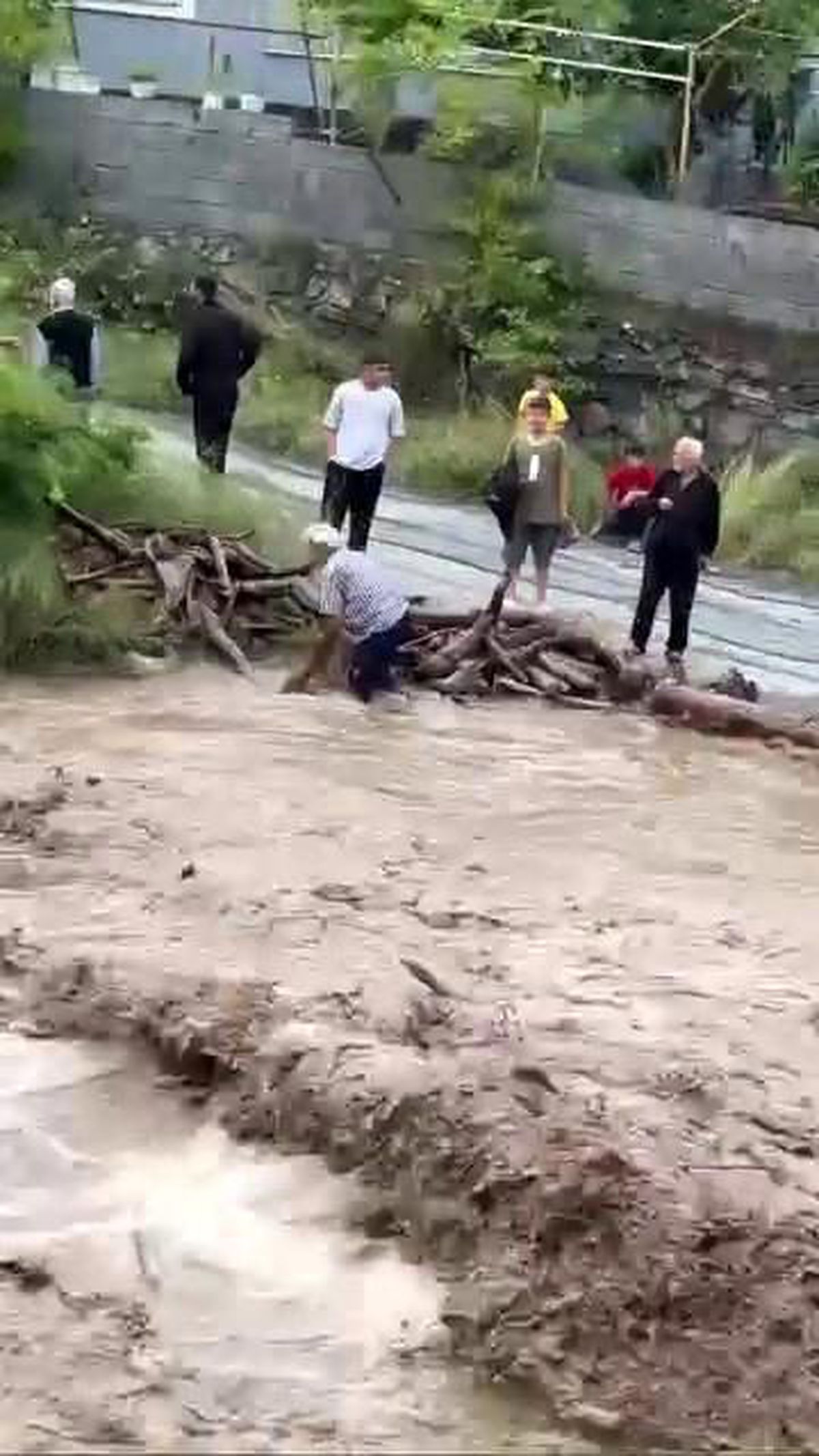 Hatay\'da Aşırı Yağışlar Can Tehlikesi Yarattı