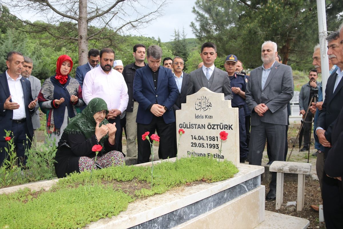 Solingen Katliamı\'nda Hayatını Kaybedenler Anıldı