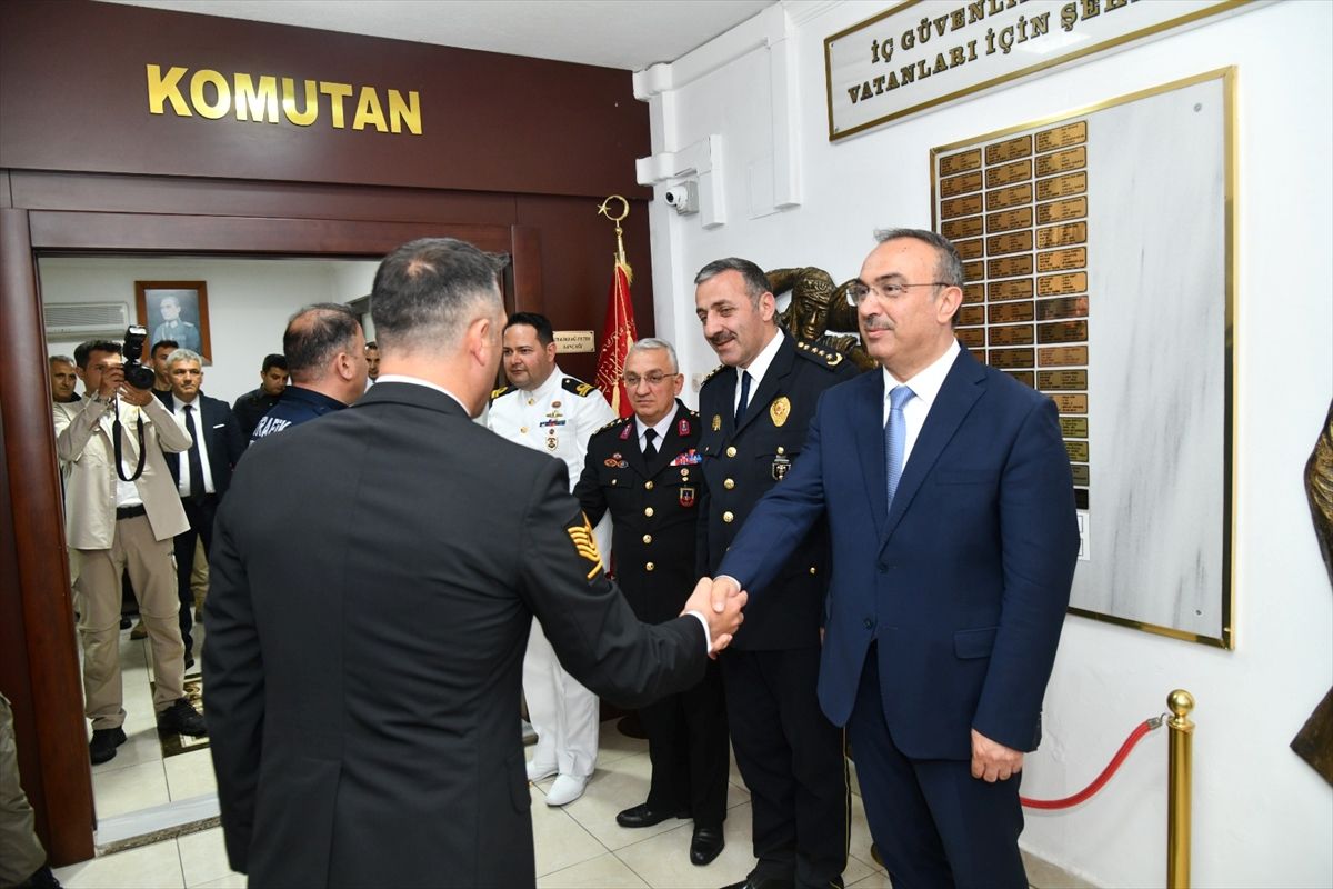 Vali Soytürk, Jandarma ile Bayramlaştı