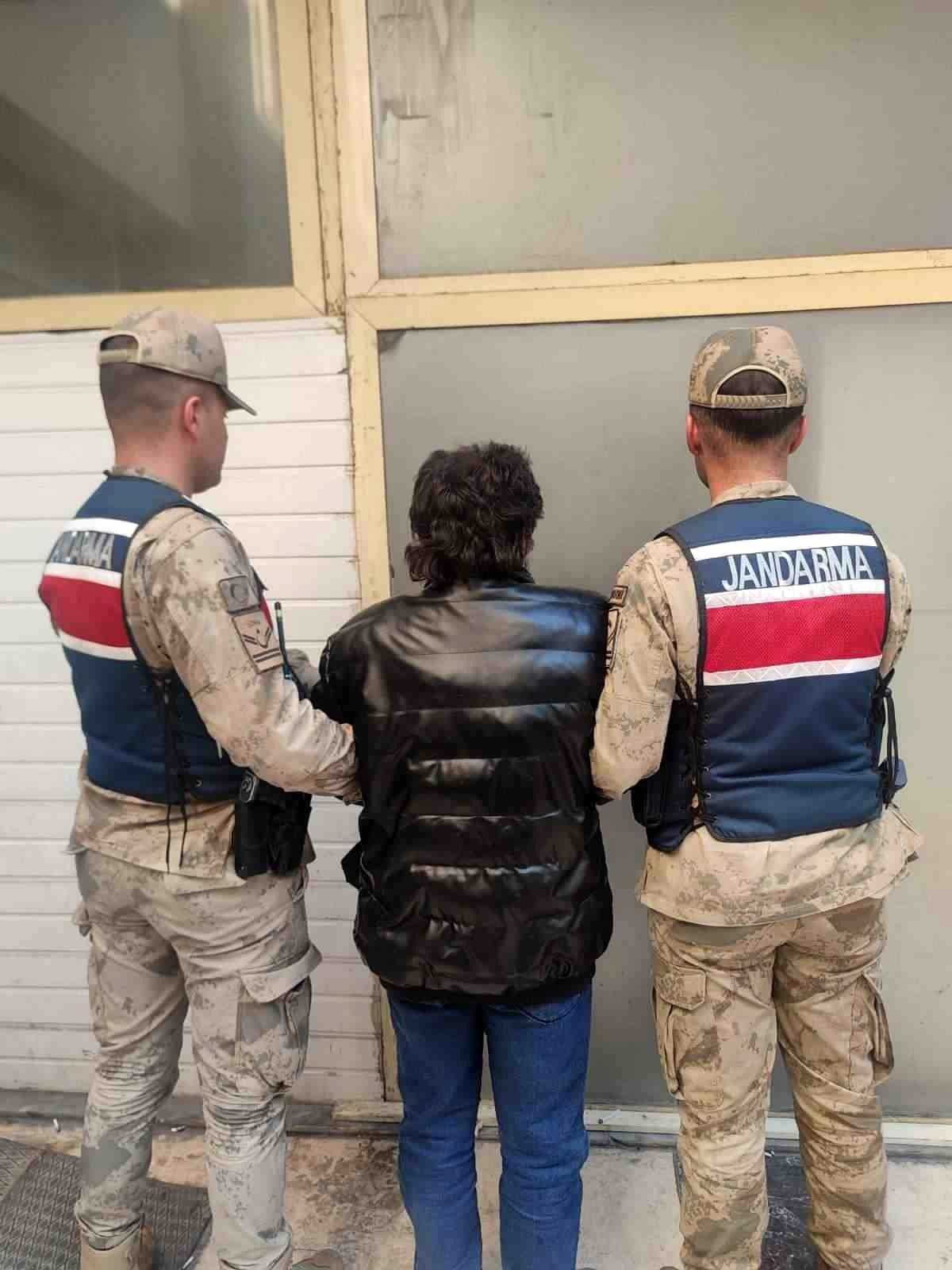 Şanlıurfa\'da yağma suçundan aranan şahıs yakalandı