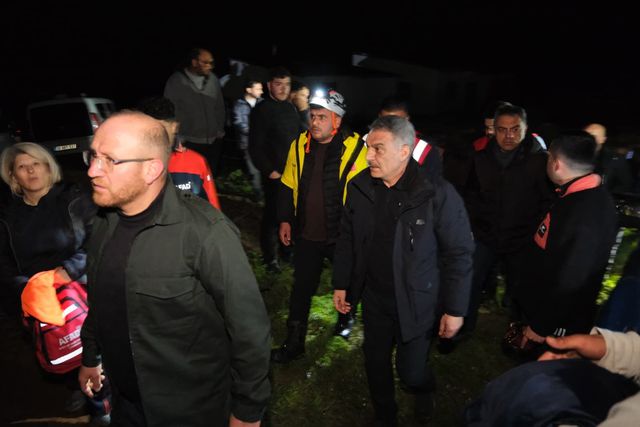 Kayıp 3 yaşındaki Aybüke için arama çalışması başlatıldı