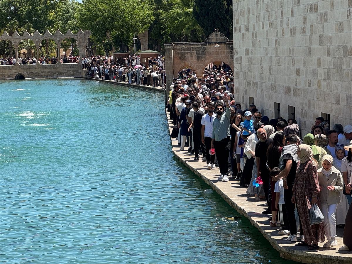 Balıklıgöl\'de Kurban Bayramı Yoğunluğu