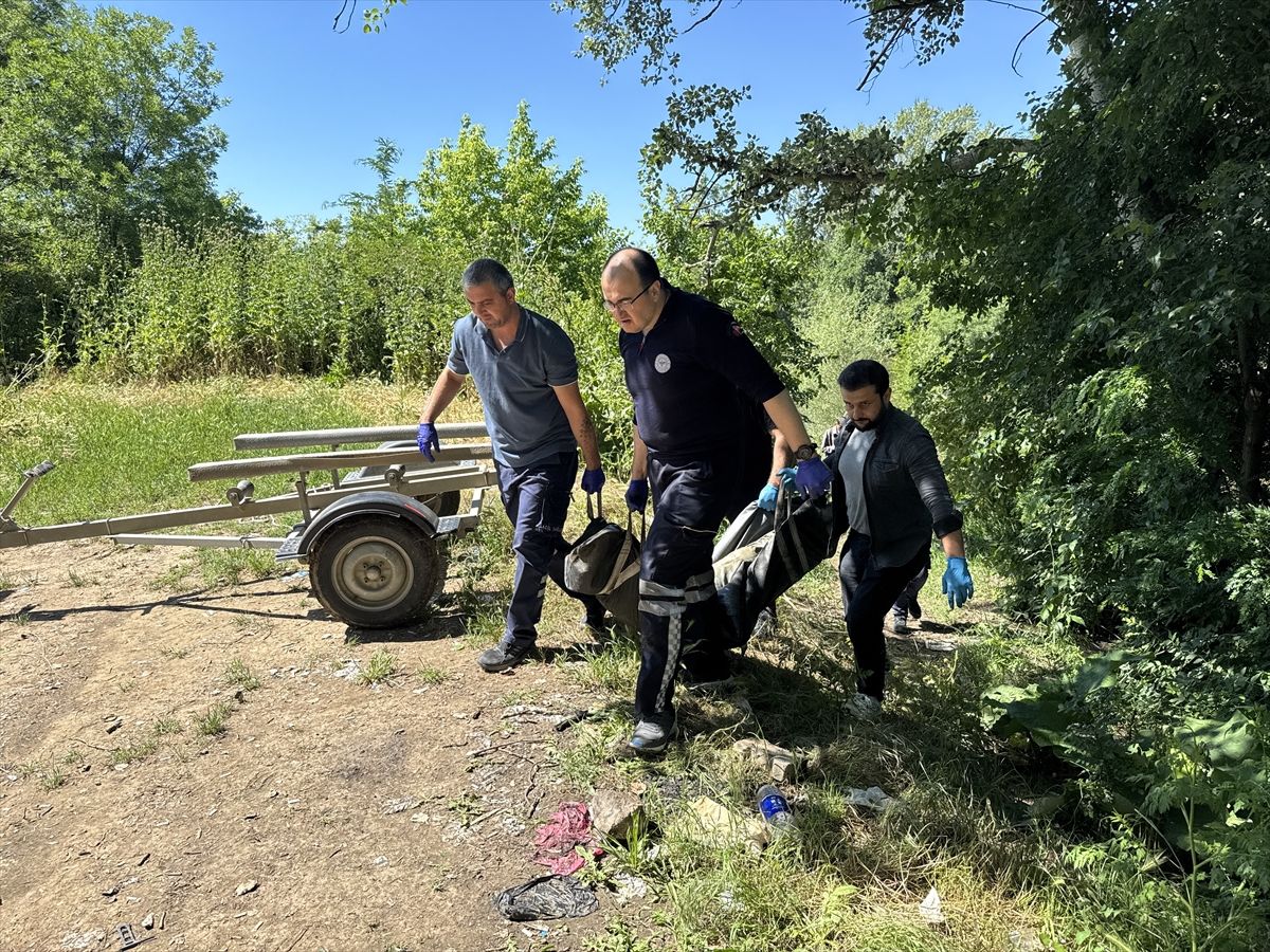 Edirne Tunca Nehri\'nde ceset bulundu