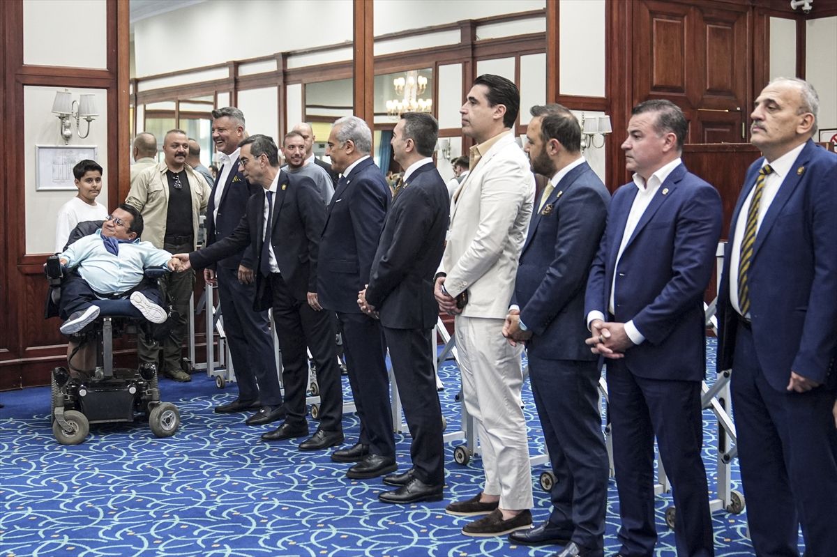Fenerbahçe\'de Kurban Bayramı Kutlaması