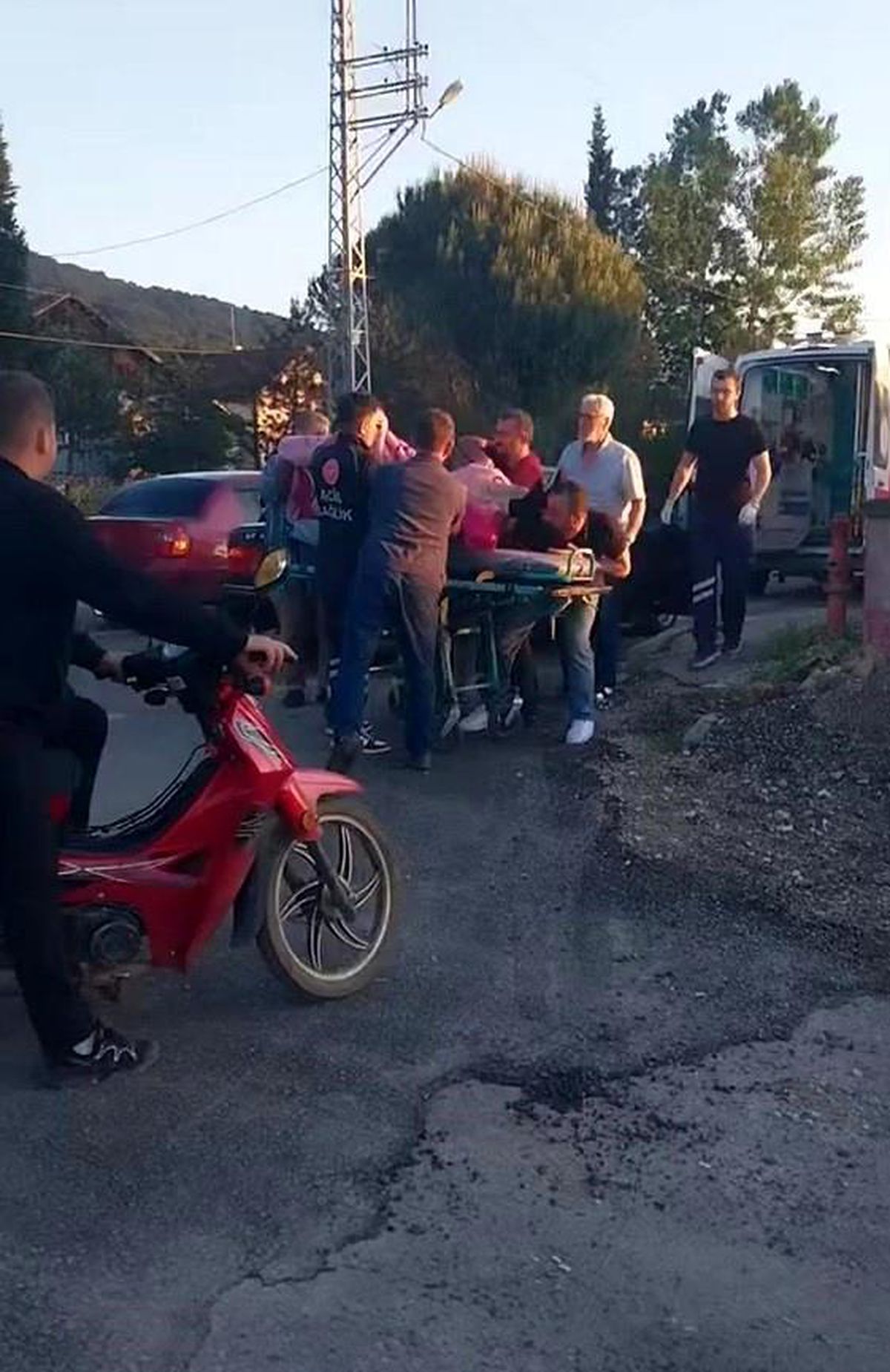 Akyazı\'da Kalp Krizi Şüphesiyle Müdahale
