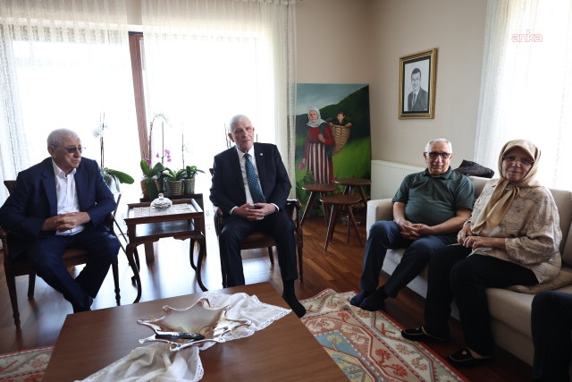 İYİ Parti Genel Başkanı Dervişoğlu’ndan İmamoğlu'nun anne babasına bayram ziyareti