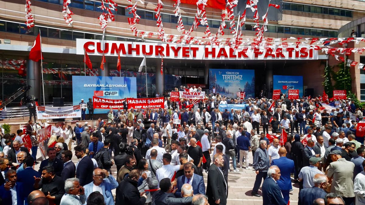 Kılıçdaroğlu Geri Dönüş Yaptı