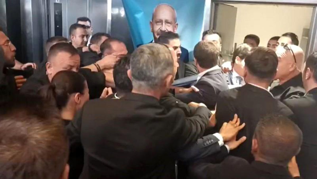 Kılıçdaroğlu CHP\'ye Döndü