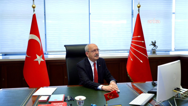 Kılıçdaroğlu 2,5 yıl sonra makam odasında! İlk fotoğraf geldi