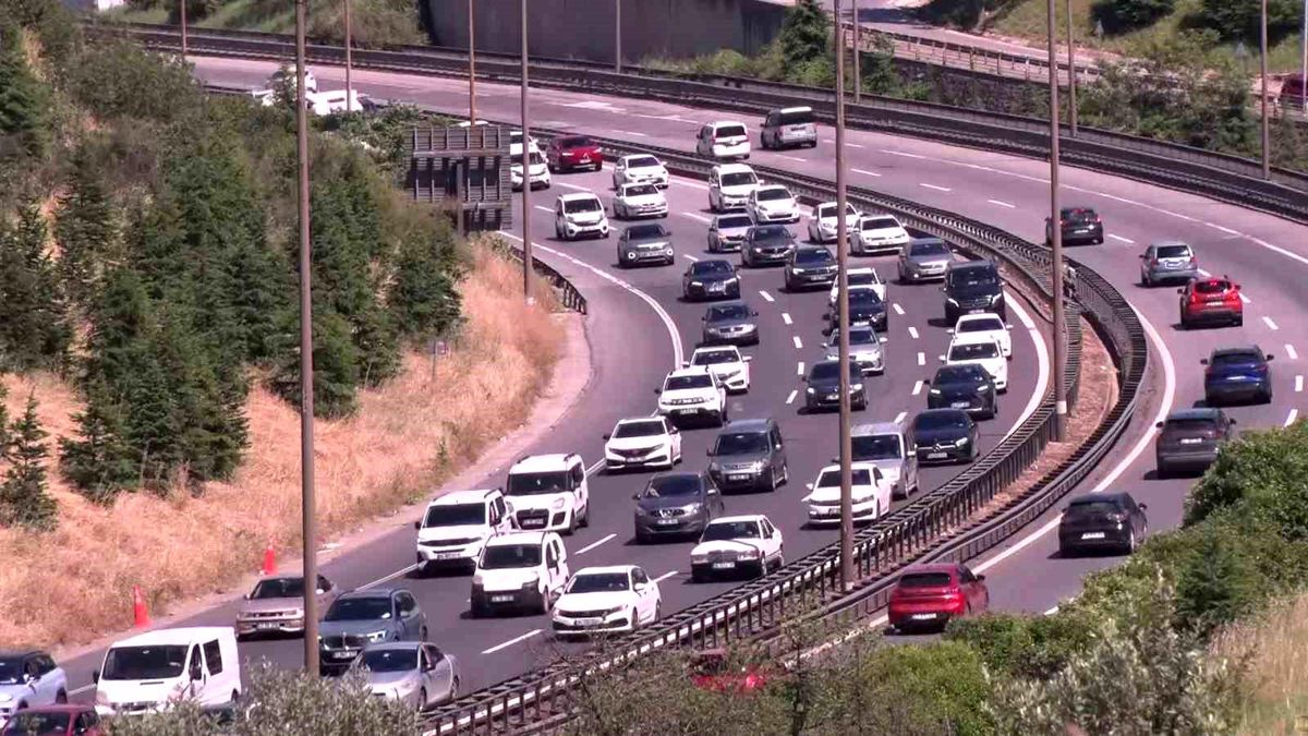 Kocaeli\'de Kurban Bayramı Dönüş Yoğunluğu
