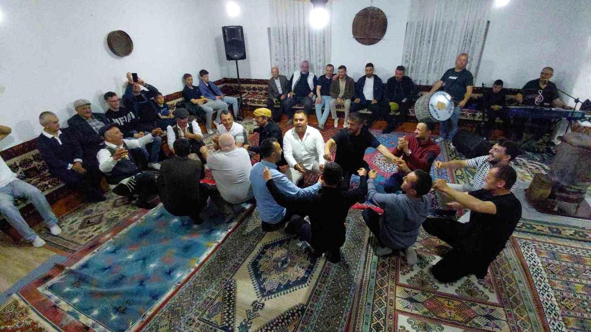 Mudurnu\'da Geleneksel Birikme Gecesi