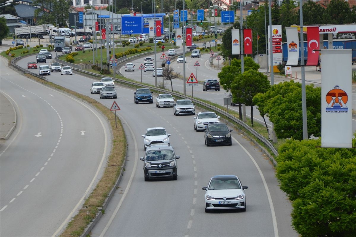 Havza\'da Bayram Trafik Yoğunluğu
