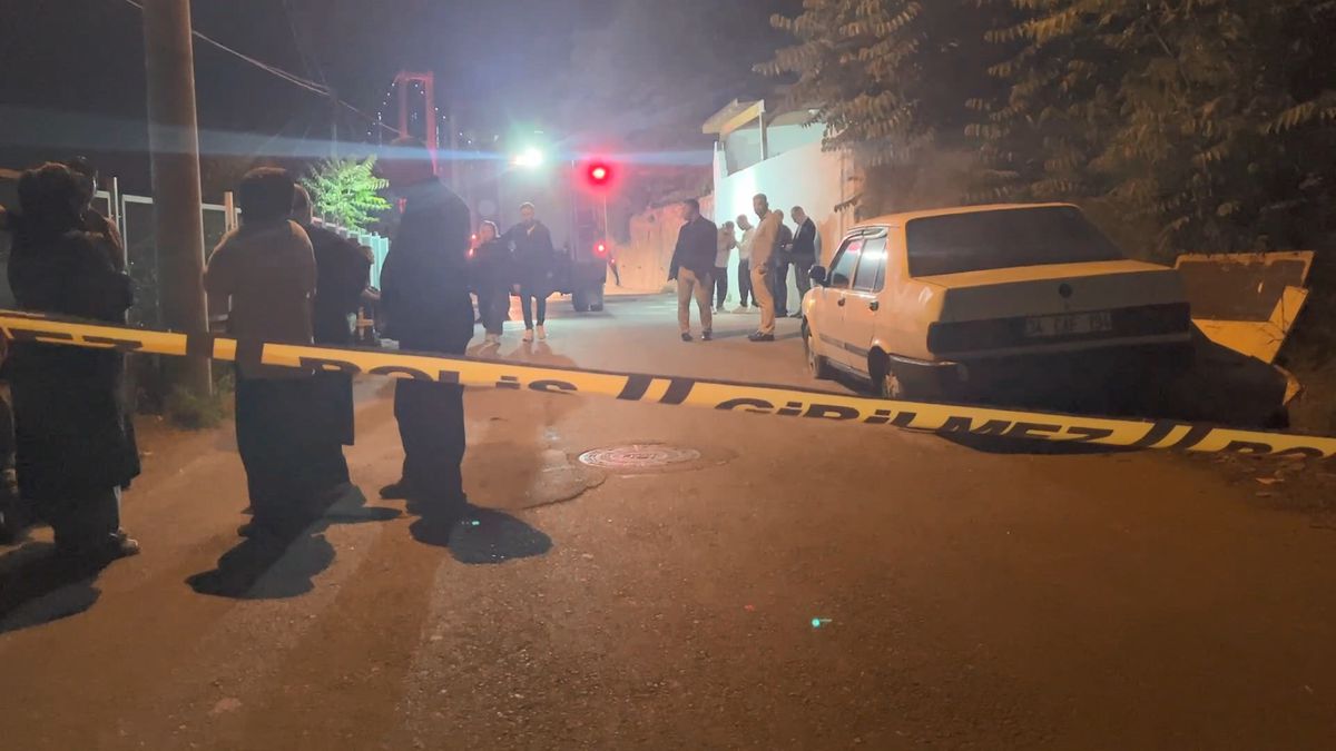 Dilovası\'nda Yangın: Ev Kullanılamaz Hale Geldi