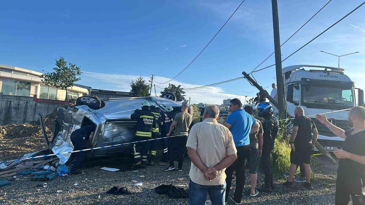 Tekirdağ\'da Trafik Kazası: 1 Ölü, 8 Yaralı