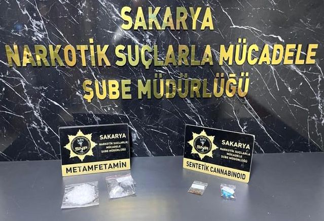 Sakarya'da Uyuşturucu Operasyonu: 2 Tutuklama