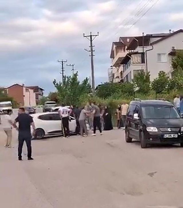 Gölcük'te Kavga: 5 Yaralı