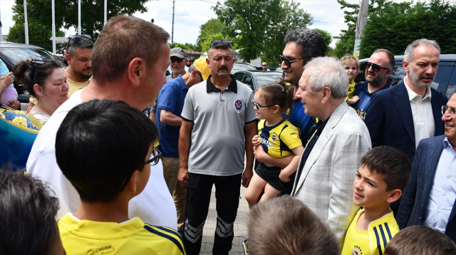 <a class='keyword-sd' href='/aziz-yildirim-2/' title='Aziz Yıldırım'>Aziz Yıldırım</a> merak edilen ismi açıkladı: Futbol aklının başına <a class='keyword-sd' href='/oguz-cetin/' title='Oğuz Çetin'>Oğuz Çetin</a>'i getirdik