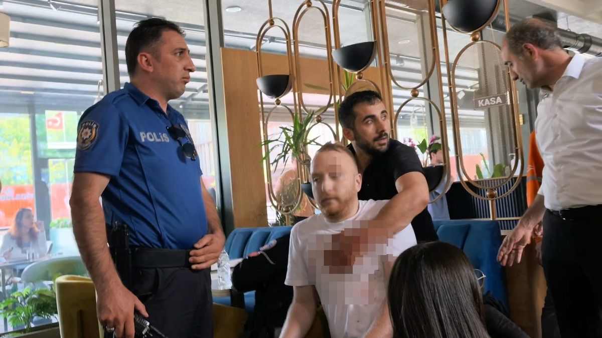 Bursa\'da Yol Verme Kavgası: 5 Yaralı