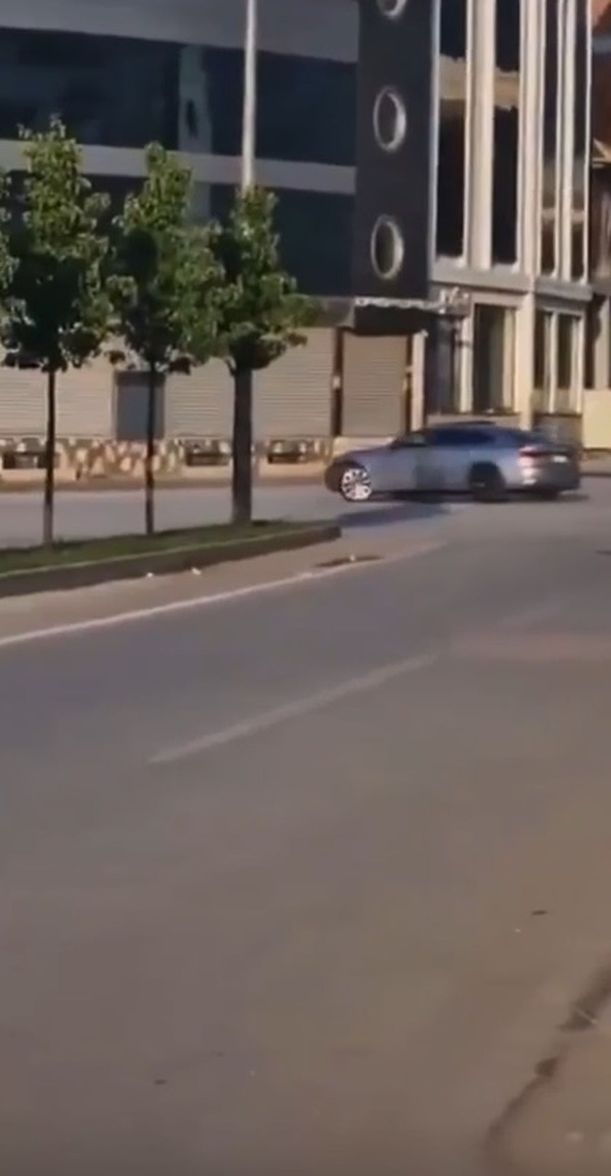 Bursa\'da Drift Atan Sürücü Kameraya Yakalandı