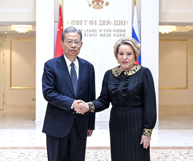 Zhao Leji, Rusya'da Resmi Ziyarette Bulundu