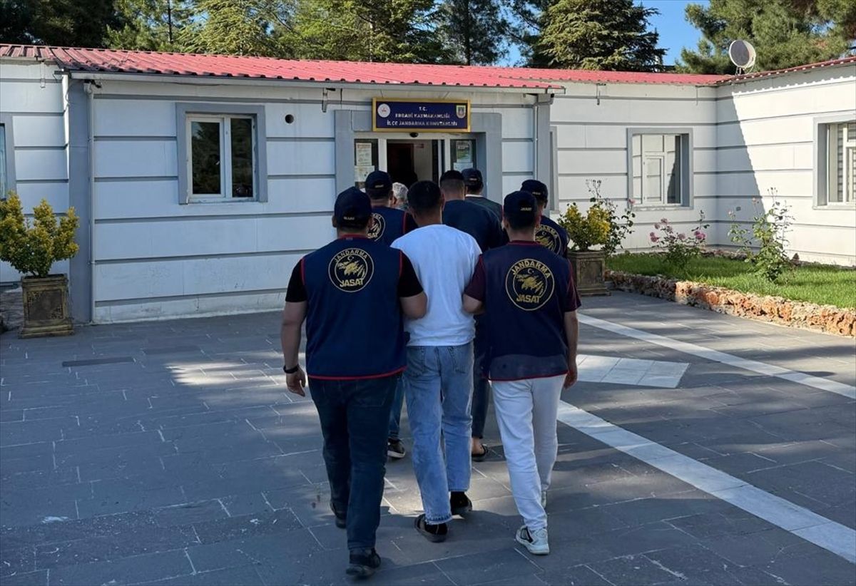 Diyarbakır\'da Silahlı Saldırı: 1 Ölü, 4 Gözaltı