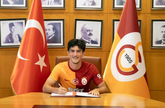 Galatasaray'da bir ayrılık daha! Sessiz sedasız veda etti