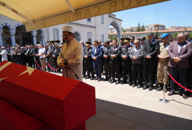 Görevi başında şehit düşen Yusuf Ergün, ebediyete uğurlandı