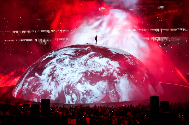 İstanbul'dan Kanye West geçti! İşte tarihi gecede kazanılan para