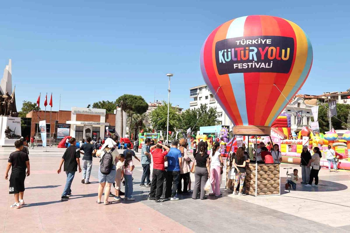 Manisa Kültür Yolu Festivali Başladı