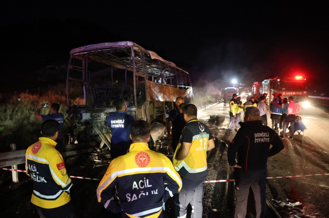 Otobüs faciasında kahreden detay! Yolcular çıkış kapısında sıkışarak hayatını kaybetti
