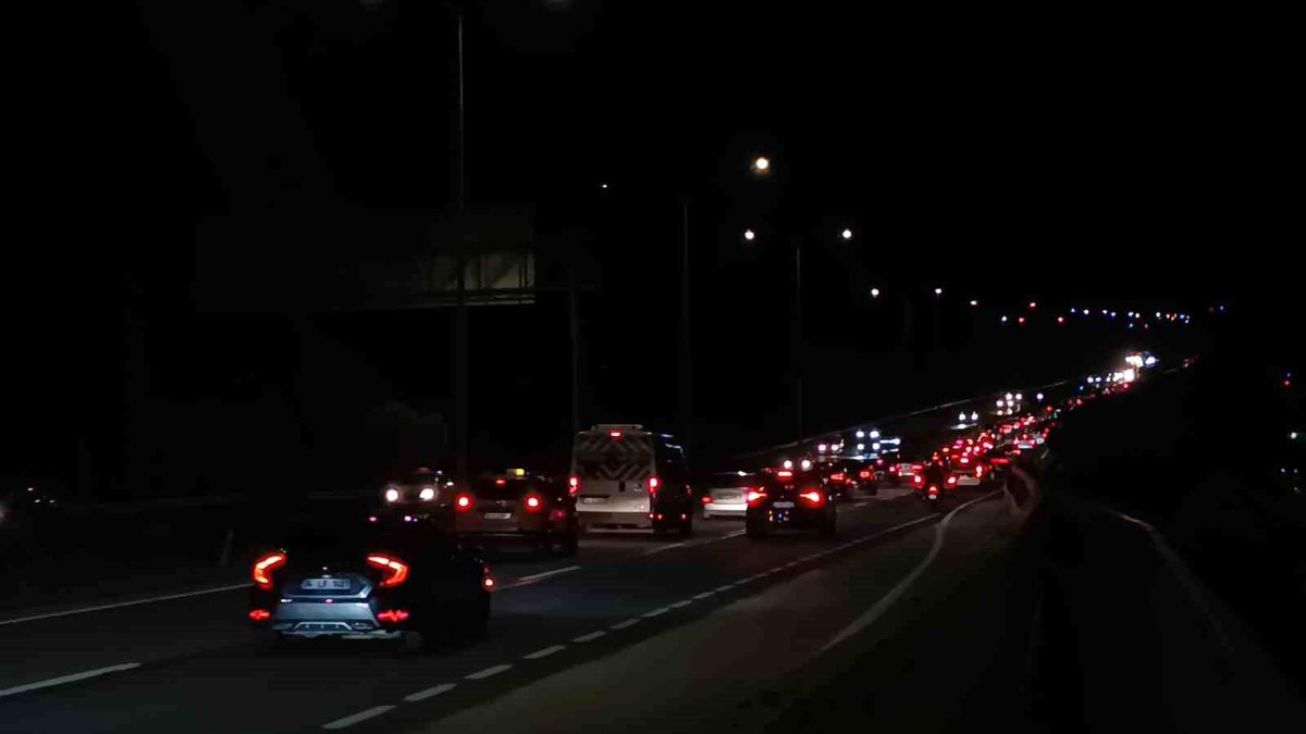 Kurban Bayramı Dönüş Trafiği Yoğunlaştı