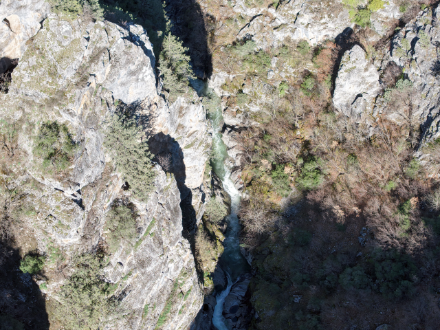 Tarihi kalıntıların da bulunduğu iki köy arasında kalan kanyon, keşfedilmeyi bekliyor