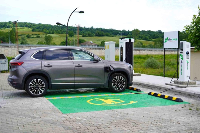 Bartın Üniversitesinde Elektrikli Araç Şarj İstasyonu Açıldı
