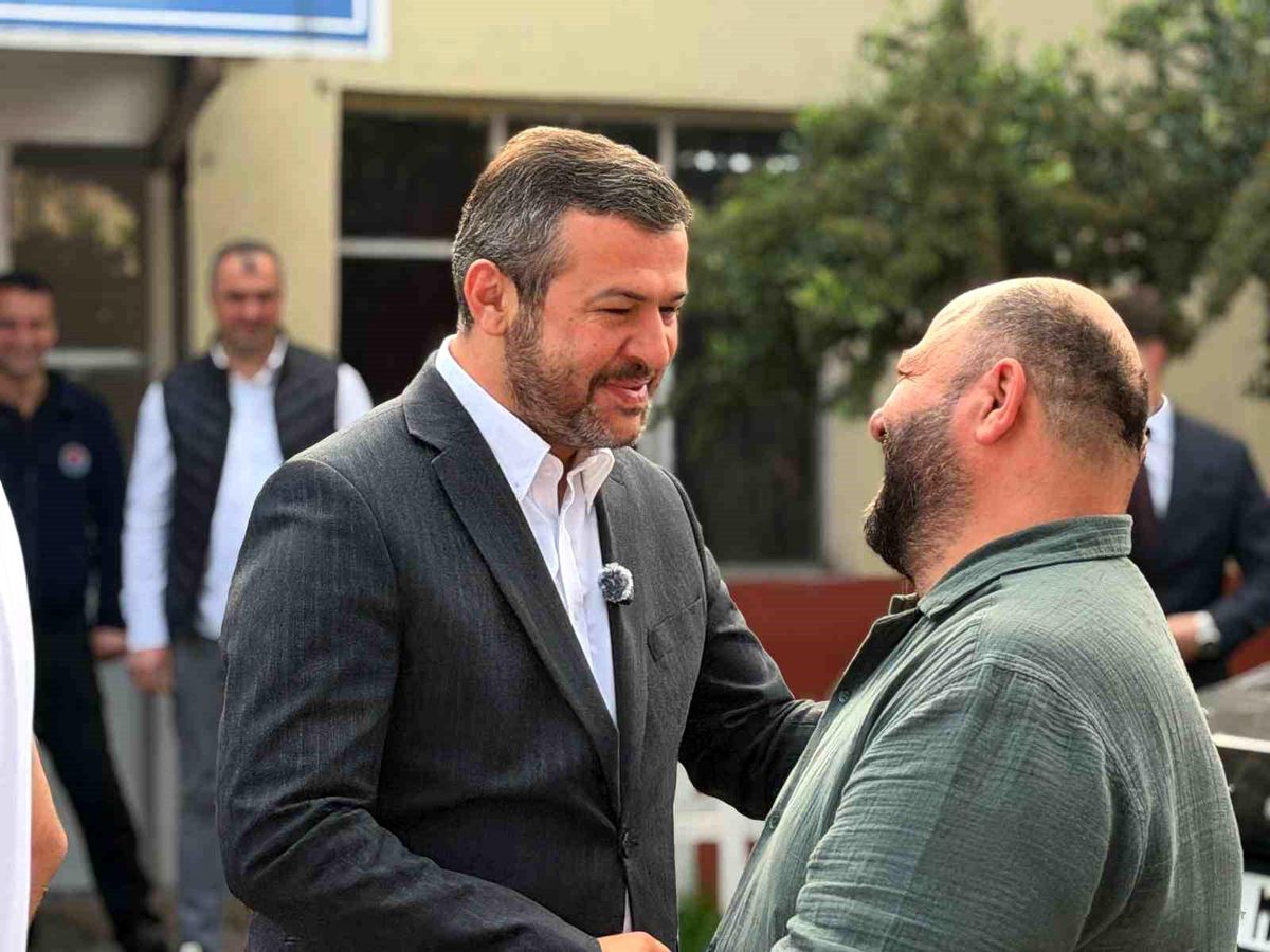Başkan Çetinkaya belediye personeliyle bayramlaştı