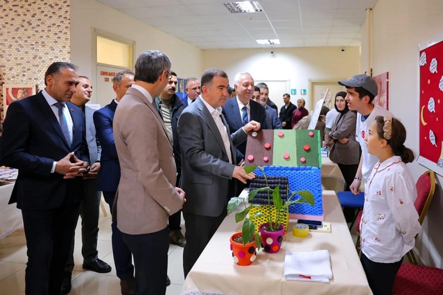 Bayburt’ta Bilim Fuarı Düzenlendi
