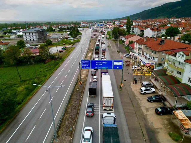 Bayramda Afyonkarahisar’dan 6 Milyon Araç Geçiş Yaptı