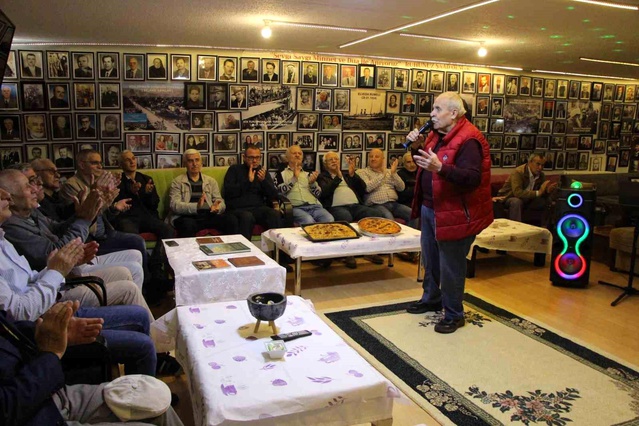 Amasya’da Hatıra Fotoğraflarıyla Duygu Dolu Dernek