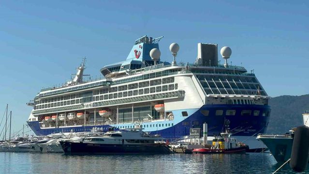 Marmaris'e Gelen Kruvaziyerlerle Turist Akını