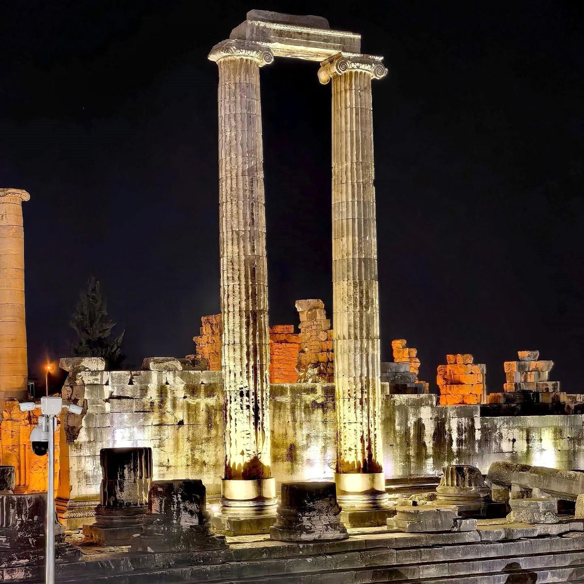 Apollon Tapınağı Gece Ziyaretlerine Açıldı