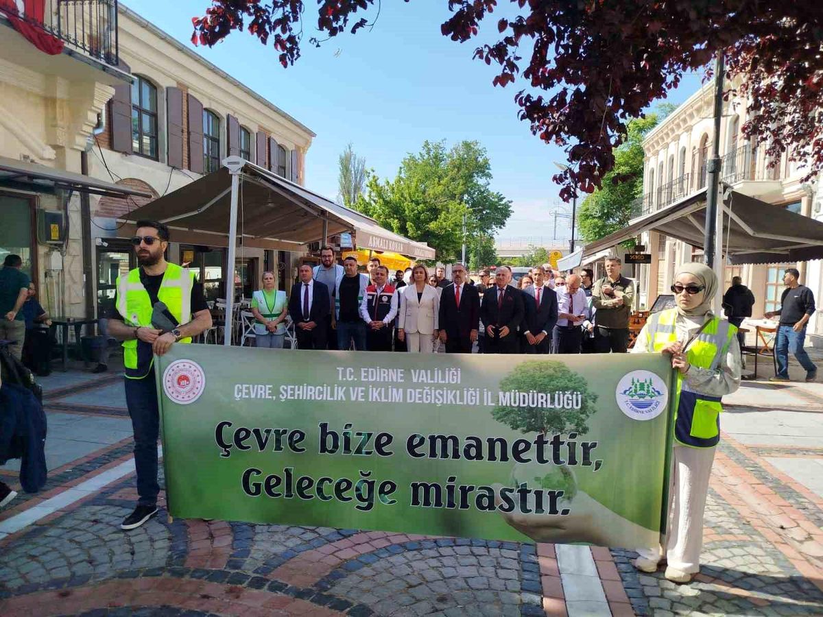 Edirne\'de Çevre Haftası Kortej Yürüyüşü