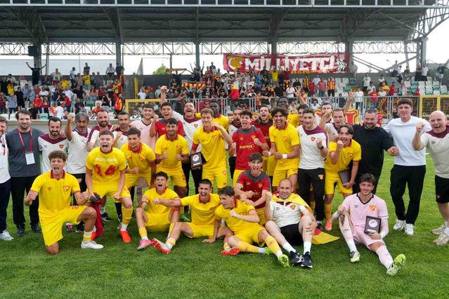 Göztepe U19, Trabzonspor'u 3-1 Yenerek UEFA Youth League'e Gitti