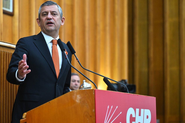 CHP’de grup toplantısı krizi! TBMM takviminde yer almadı,  Özel’in ekibini jet başvuru yaptı