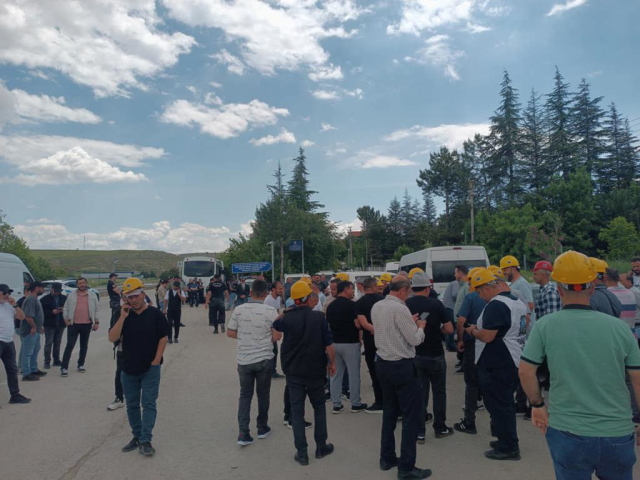 Haklarını alamayan maden işçileri yeniden Ankara yolunda