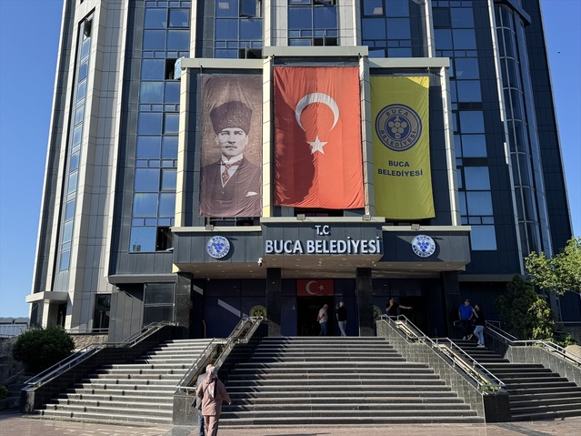 Buca Belediyesi’ne Yolsuzluk Operasyonu