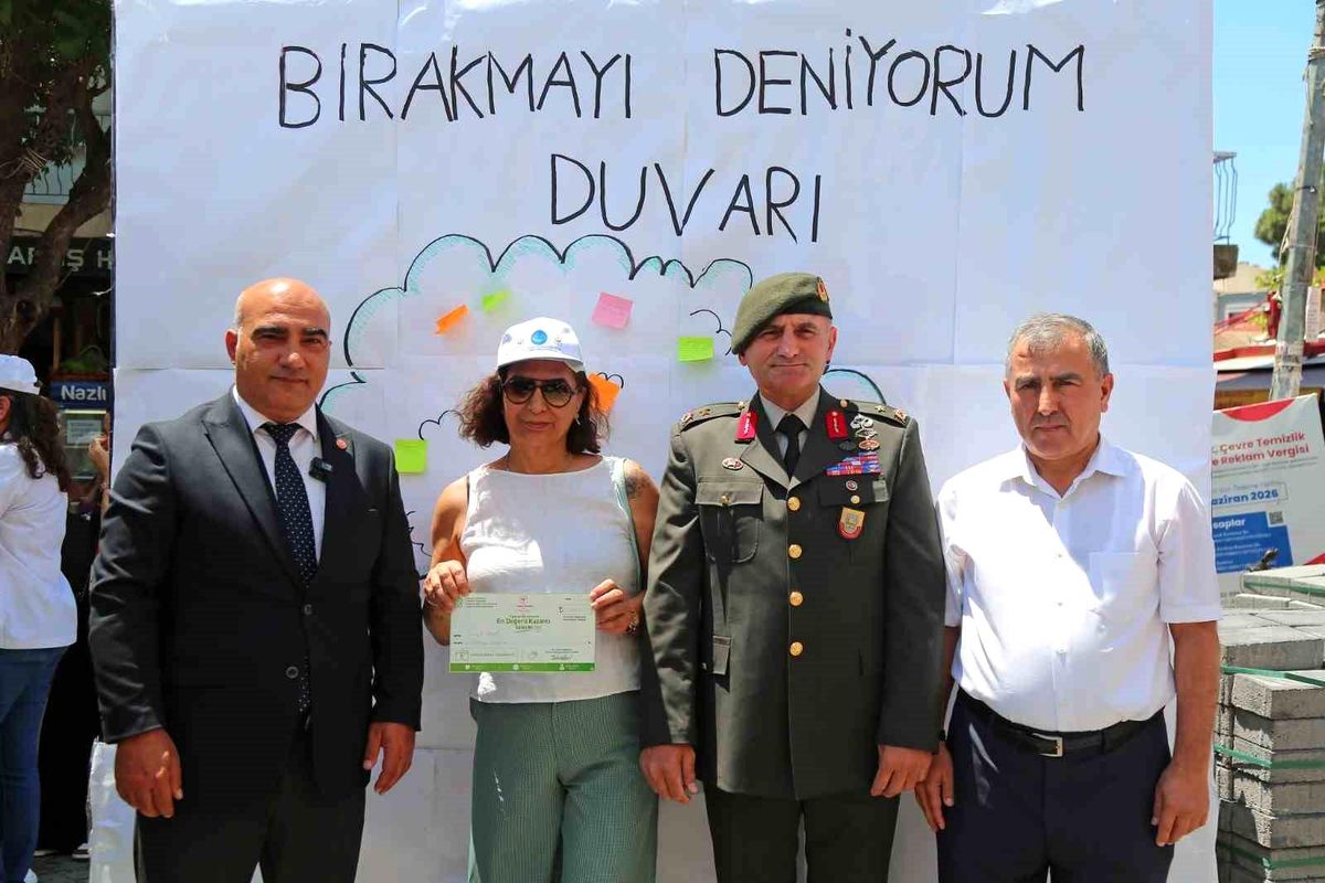 İzmir\'de Dünya Tütünsüz Günü Etkinliği