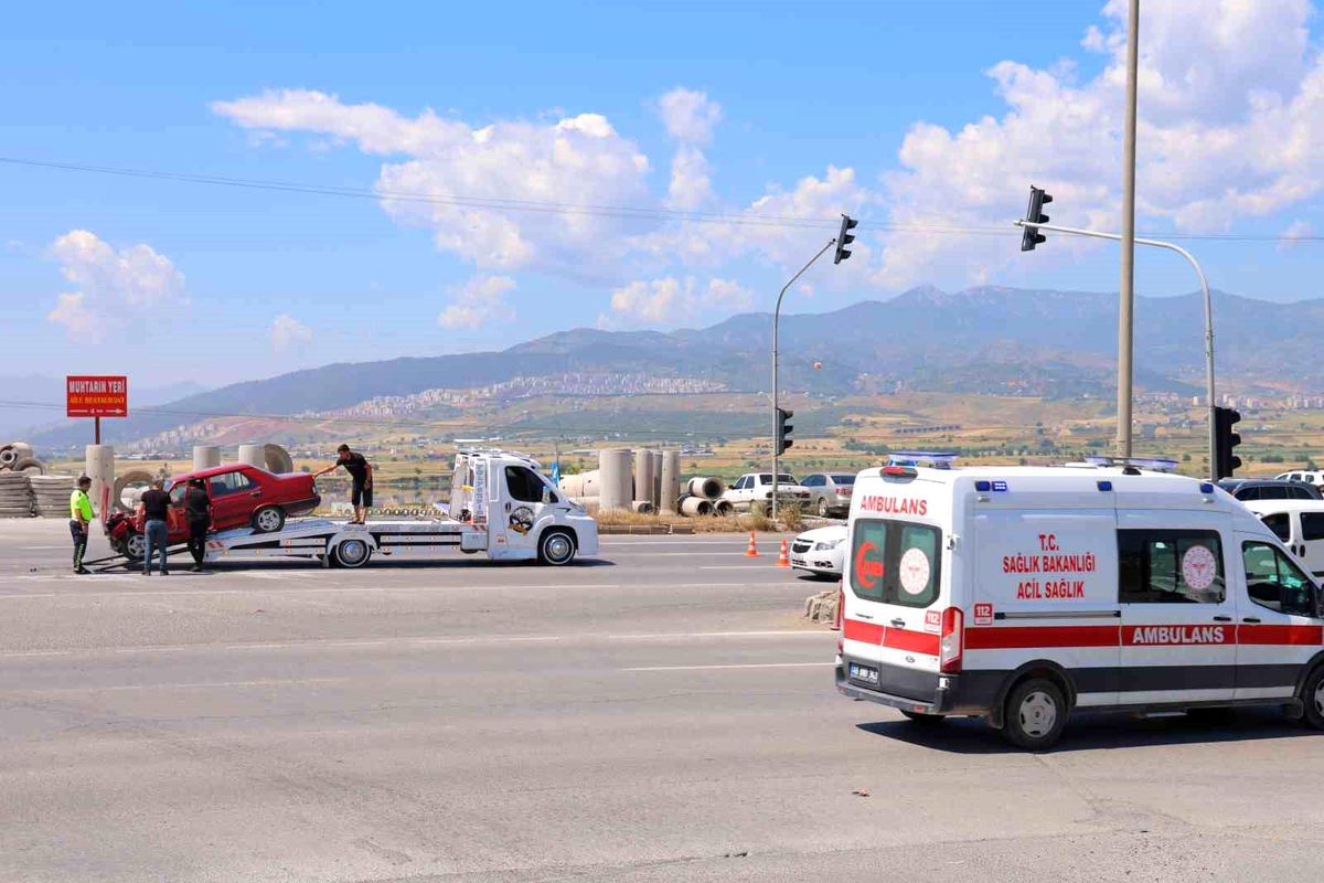 Kahramanmaraş\'ta İki Trafik Kazası: 2 Yaralı